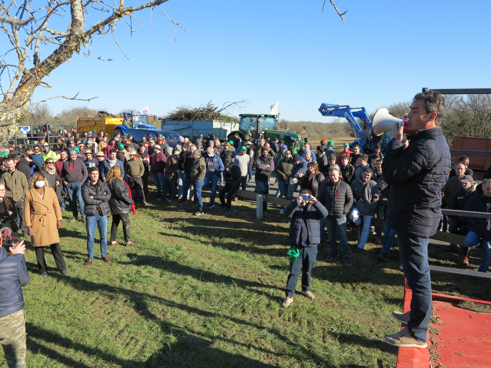 Hausse des charges et manque de prix rémunérateurs Les agriculteurs manifestent leur exaspération !