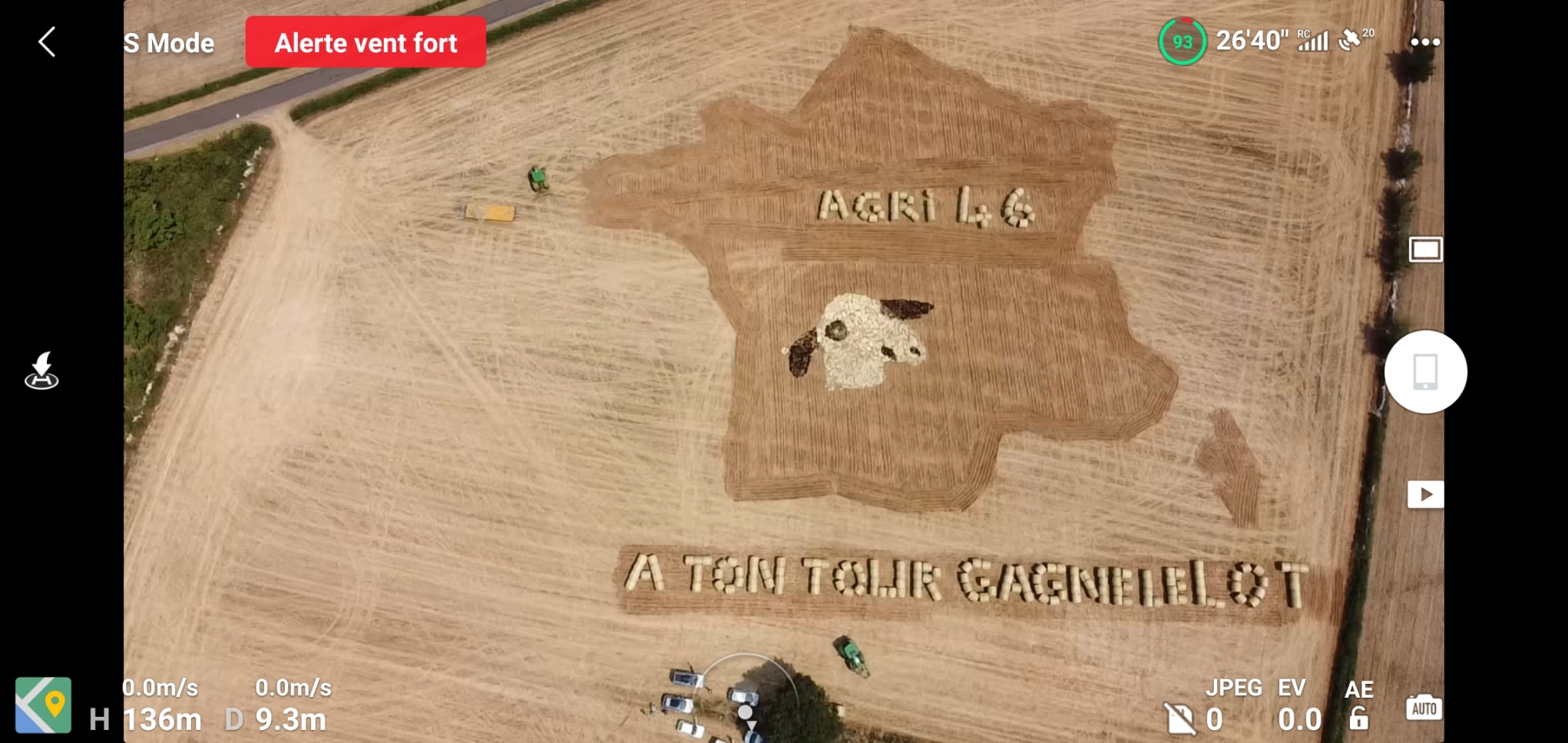 Opération sourire à Couzou pour le passage du Tour de France&nbsp;: un franc succès