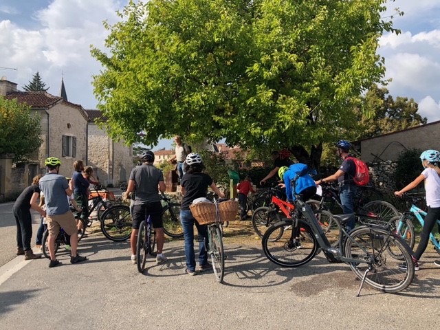 Une balade à vélo à la recherche d’animaux préhistoriques