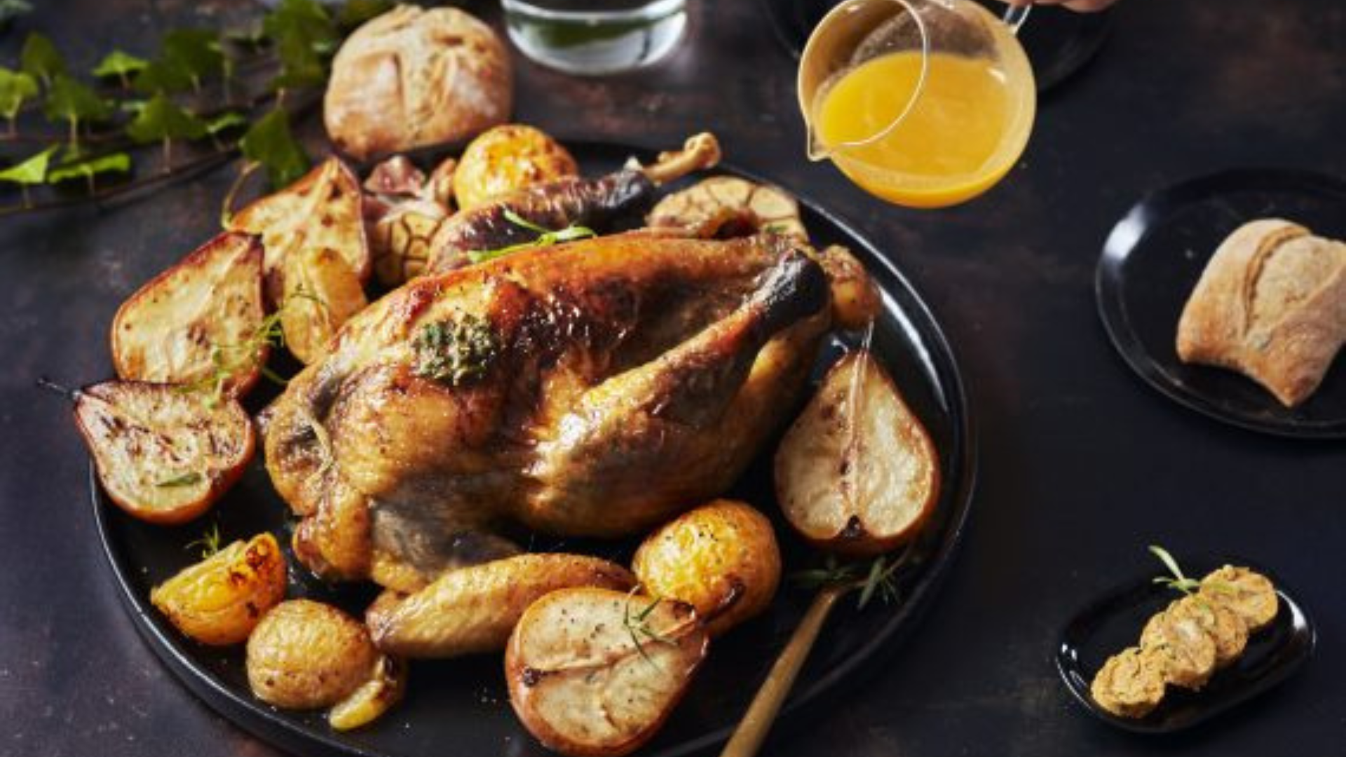 Le coin des recettes&nbsp;: Pintade rôtie aux poires et clémentine