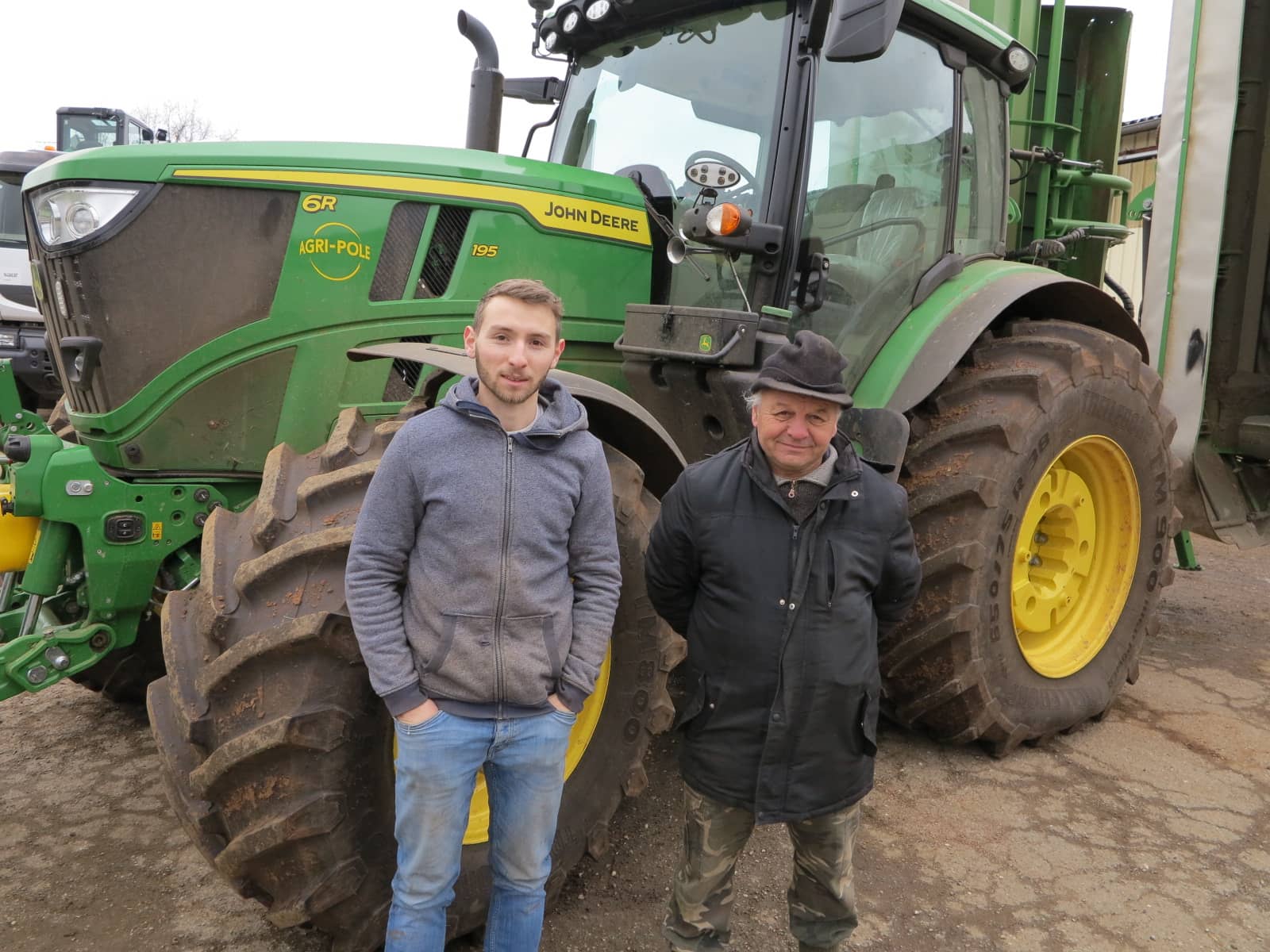 Cuma de la région de Livernon&nbsp;: Un John Deere autoguidé par le système SF1