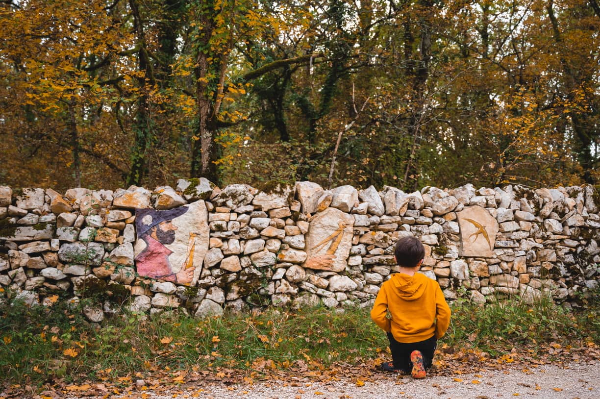 L’expo du chemin-livre en vernissage au gîte de Poudally