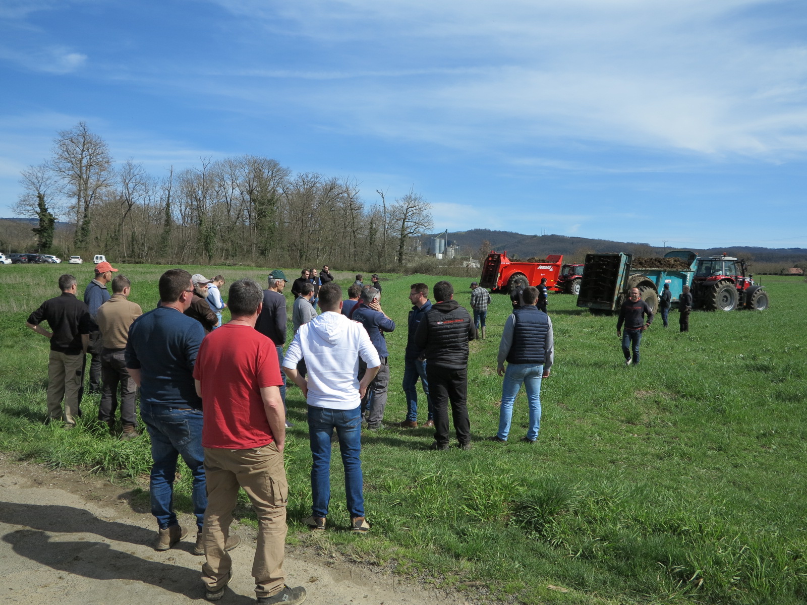 Fdcuma&nbsp;: Les épandeurs à fumier en démonstration