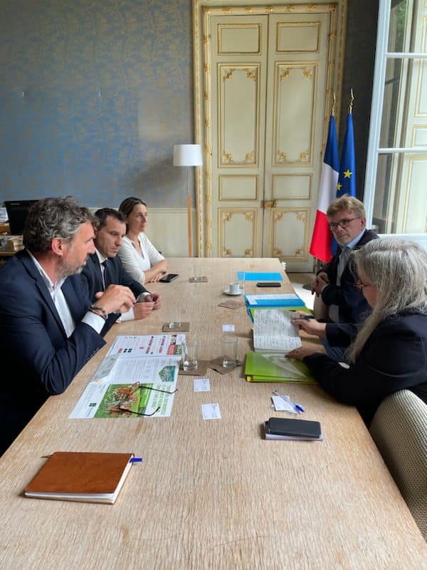 Crise de la noix&nbsp;: Le Ministre de l’Agriculture reçoit les responsables Lotois