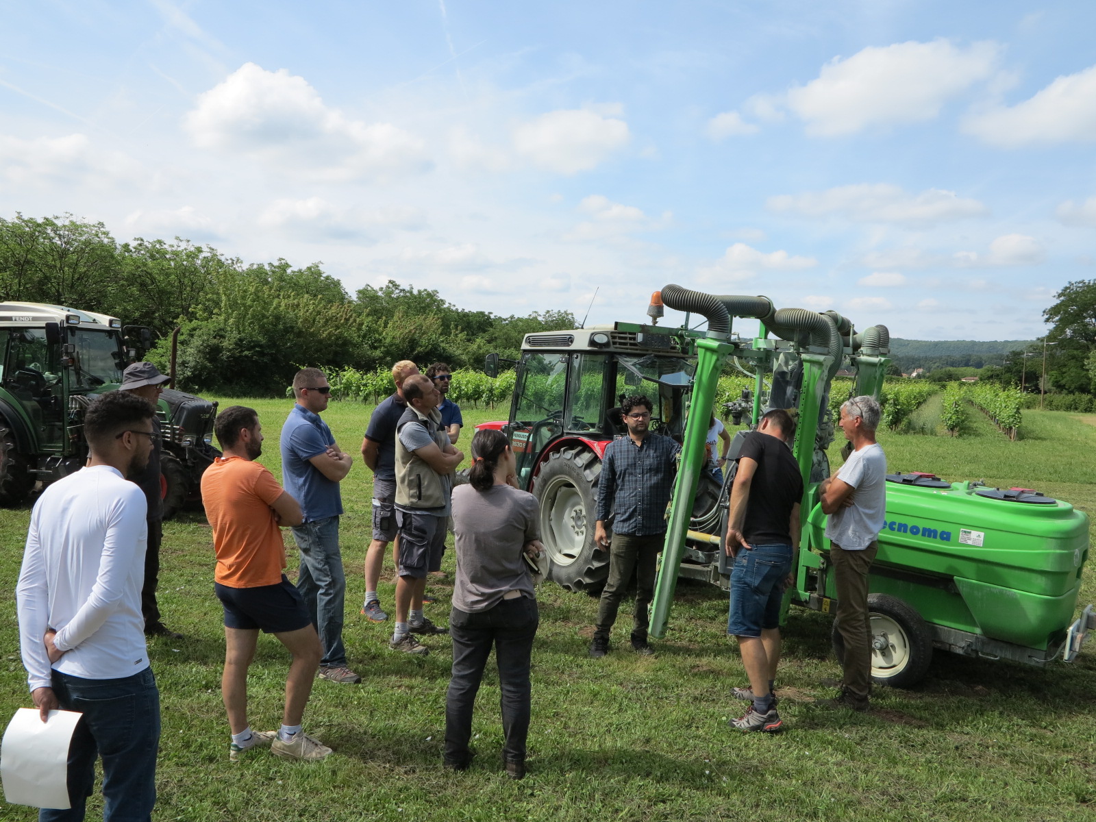Anglars-juillac&nbsp;: Les vignerons Dephy testent la pulvérisation