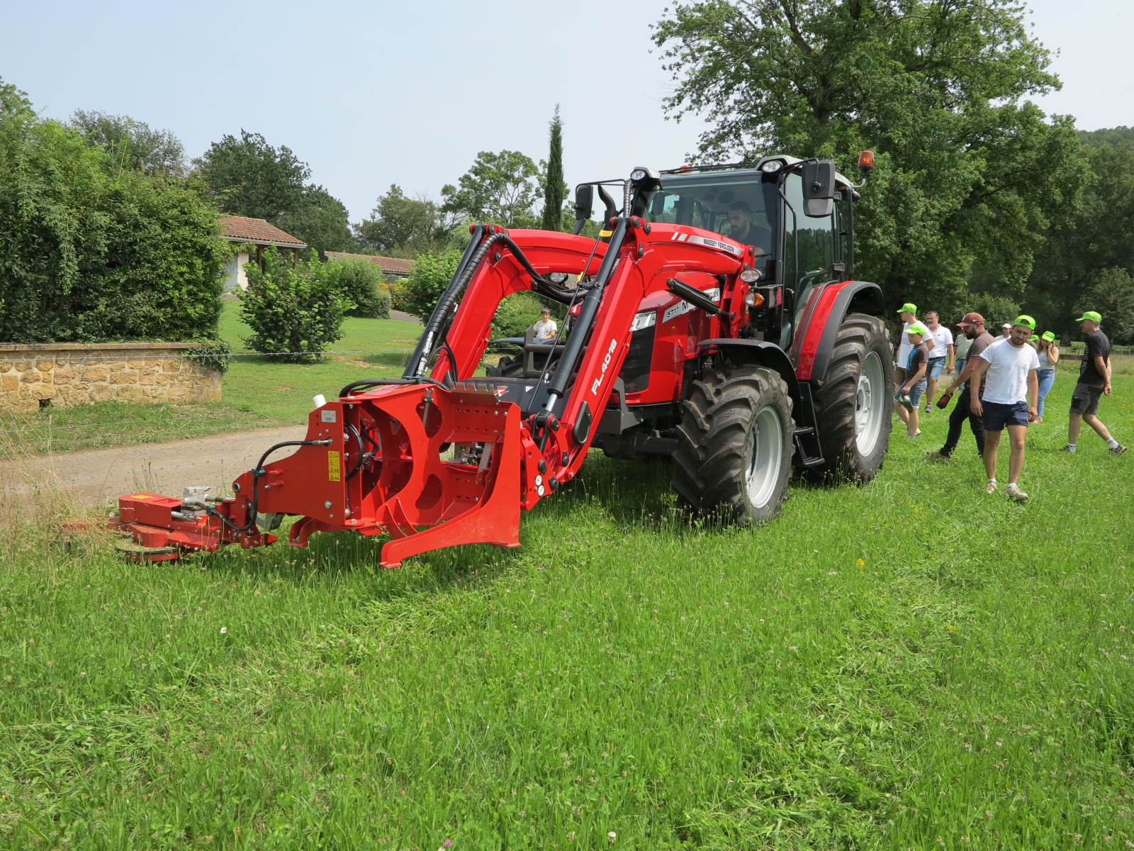 Fdcuma&nbsp;: Les broyeurs sous clôture en démonstration