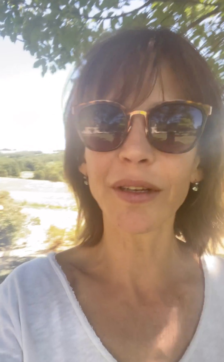 Sophie Marceau aime les noix françaises et le fait savoir