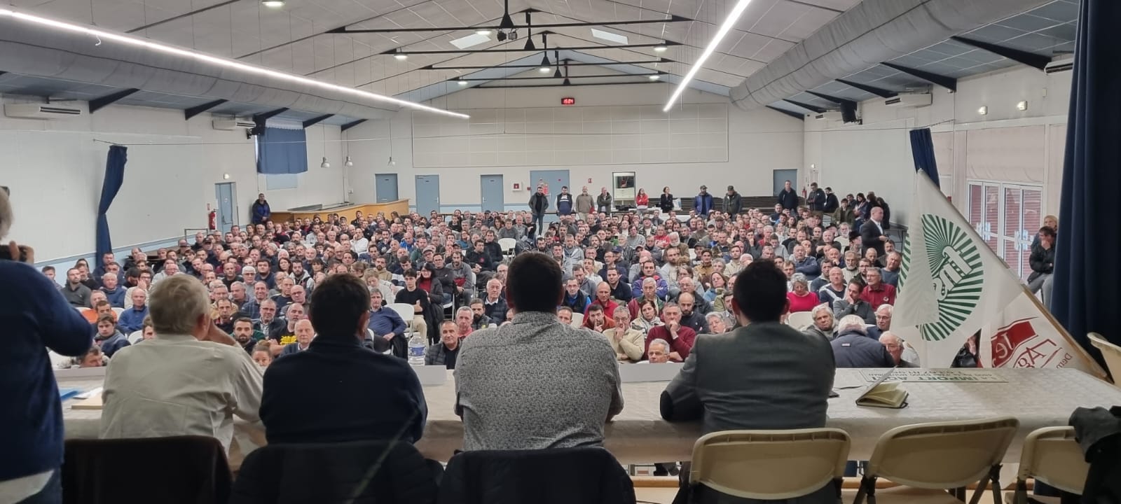 Réunion syndicale irrigation à Moissac&nbsp;: 600 irrigants en attente de réponses&nbsp;!