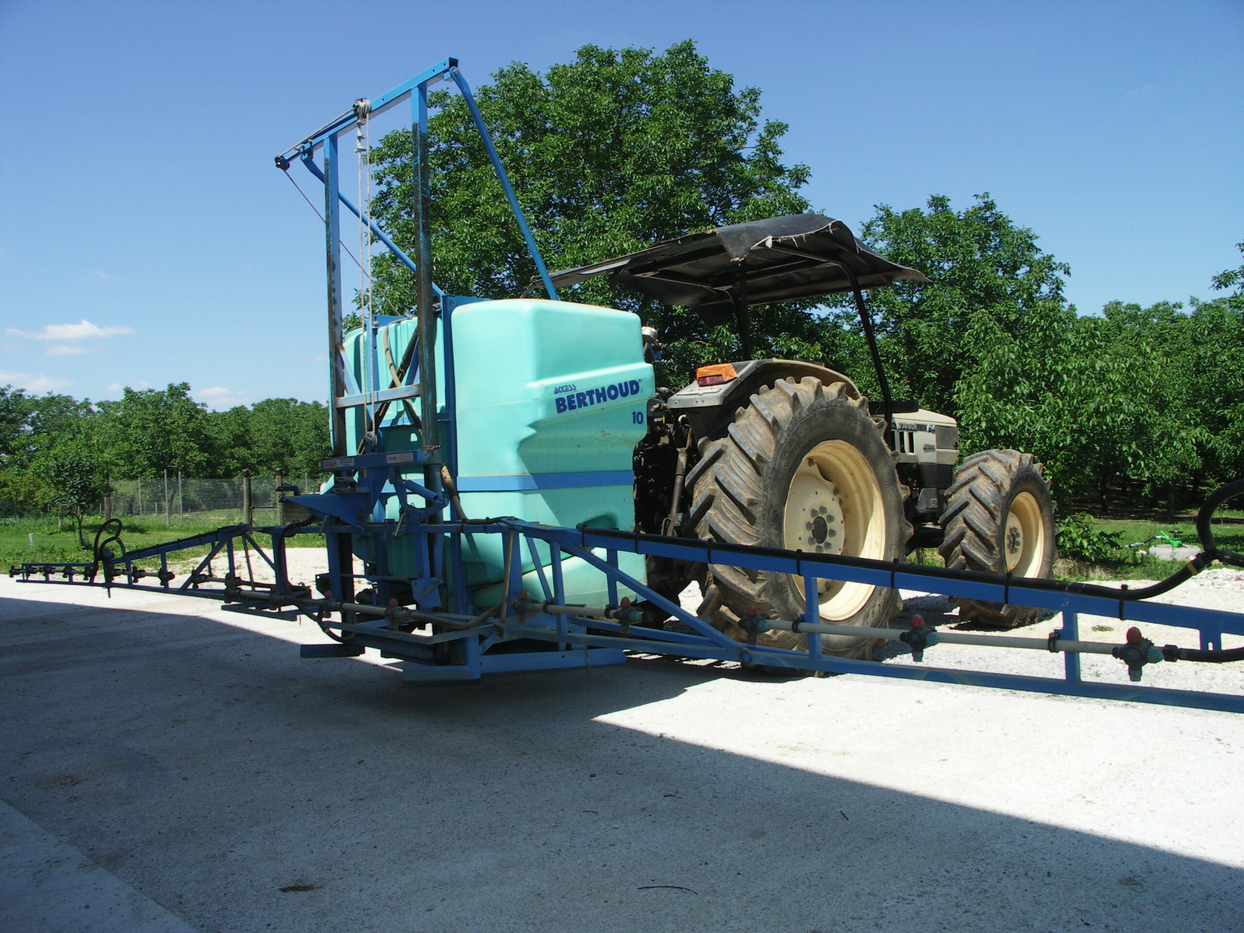 Information à destination des résidents et des personnes présentes aux abords de parcelles agricoles