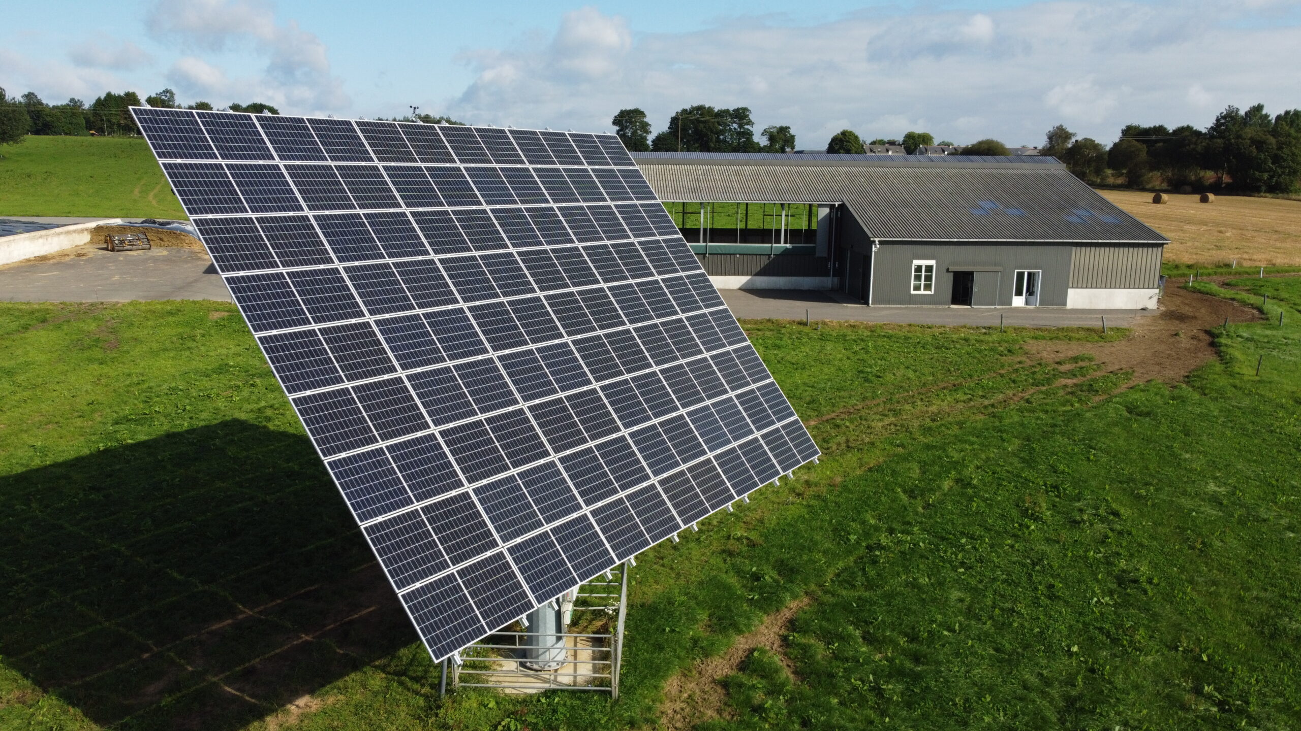 Okwind ouvre ses portes&nbsp;: découvrez un tracker solaire en action&nbsp;!