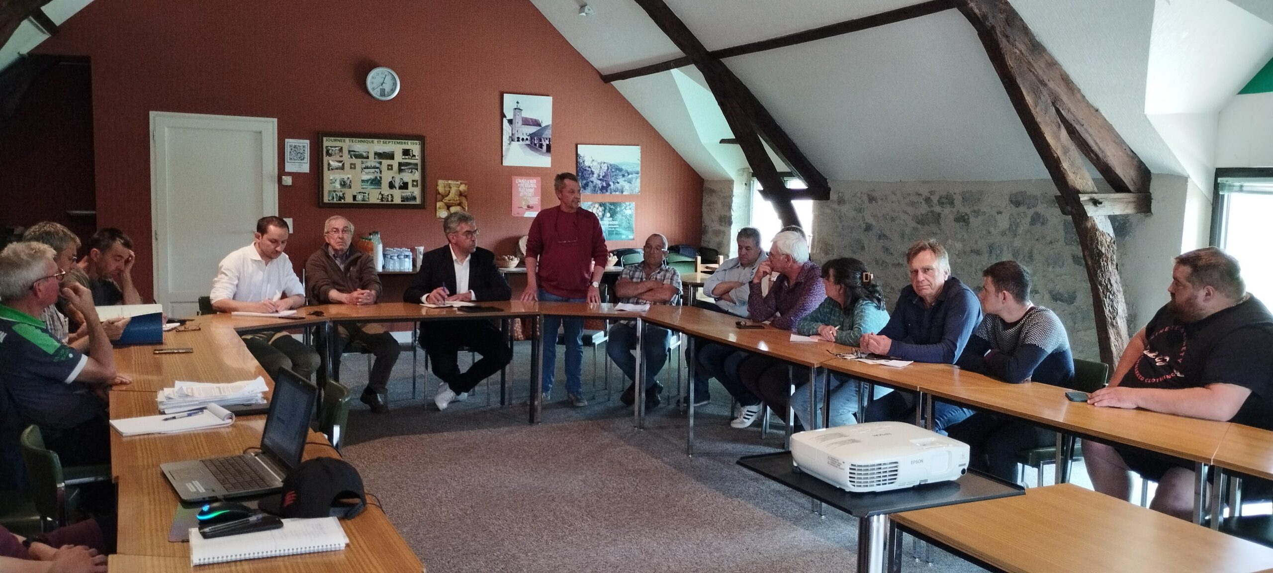 Crise de la noix&nbsp;: Réunion de travail à Creysse