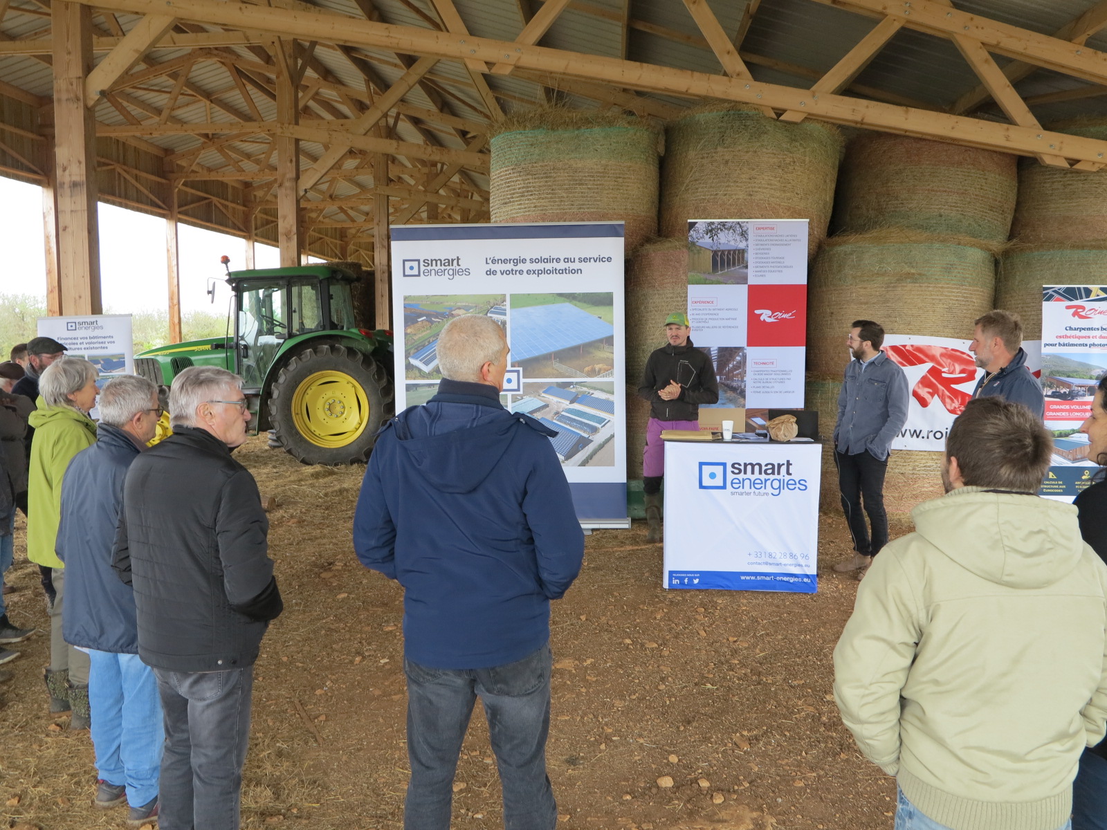 Concots&nbsp;: Clément Aillet inaugure son hangar bois Roiné