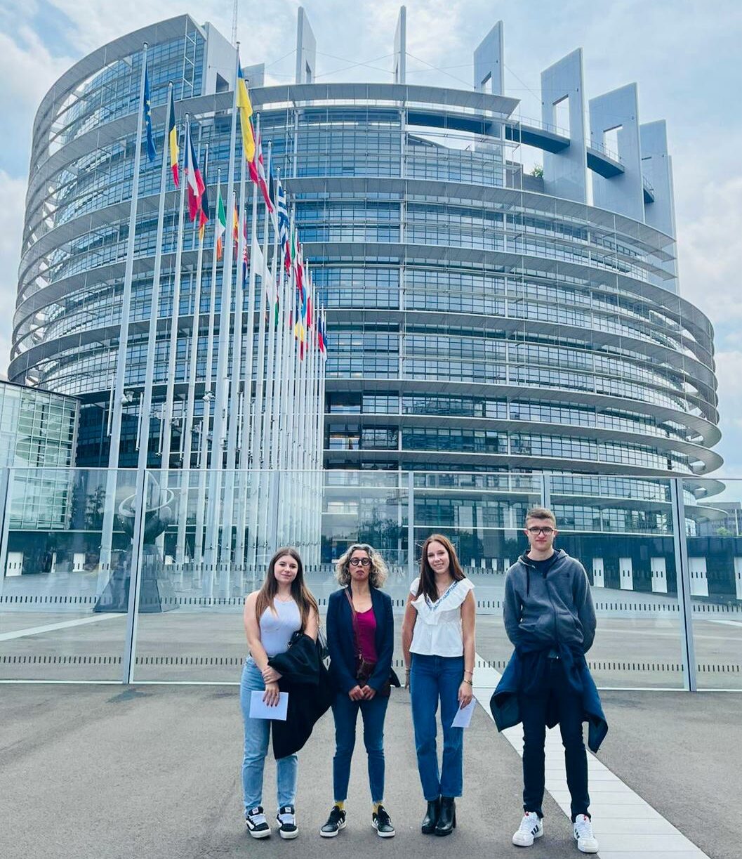 Des jeunes de la Maison Familiale et Rurale de Terrou au Parlement européen&nbsp;: une fierté pour le Lot